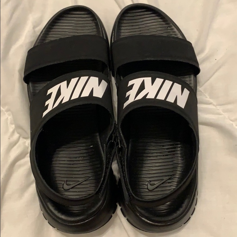 Women’s Nike sandals